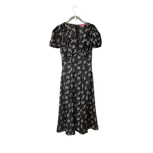 Betsey Johnson Classic Bow‎ Print A-Line Satin Midi Dress V-Neck Coquette Tea 0 - Picture 1 of 8